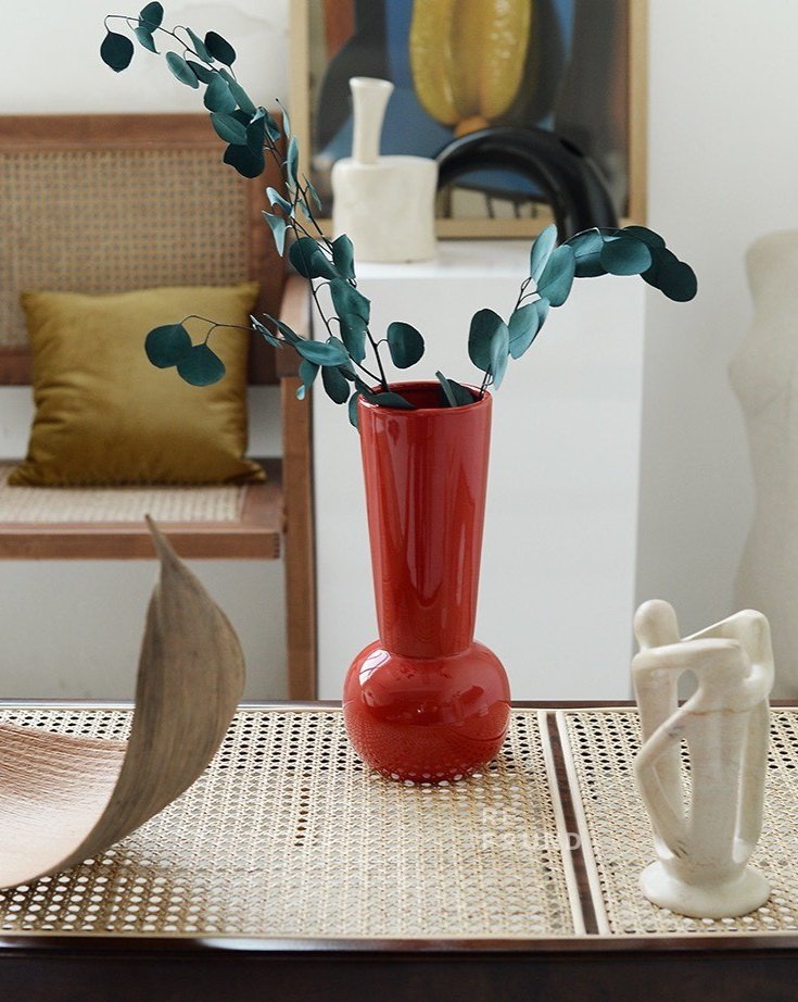 BAHAUS DECO VASE
